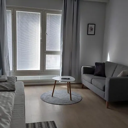 Apartmán Very Right Next To The Train Station And Free Parking Kotimaailma