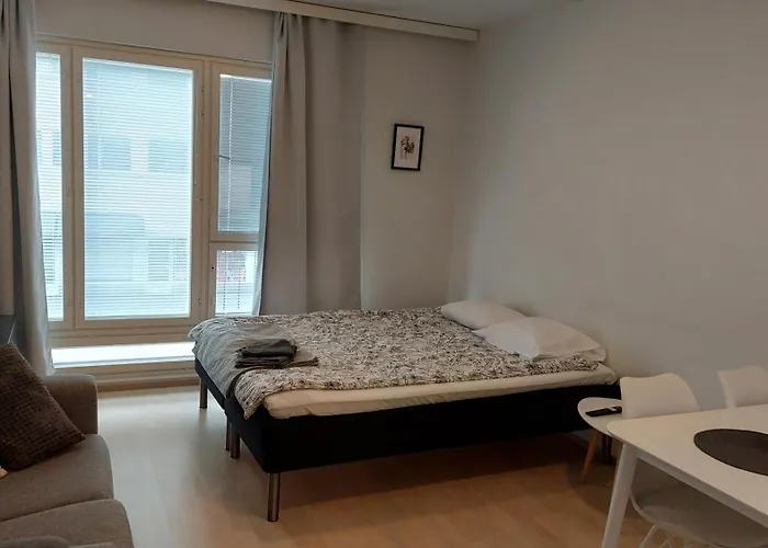 Very Right Next To The Train Station And Free Parking Kotimaailma 公寓 *